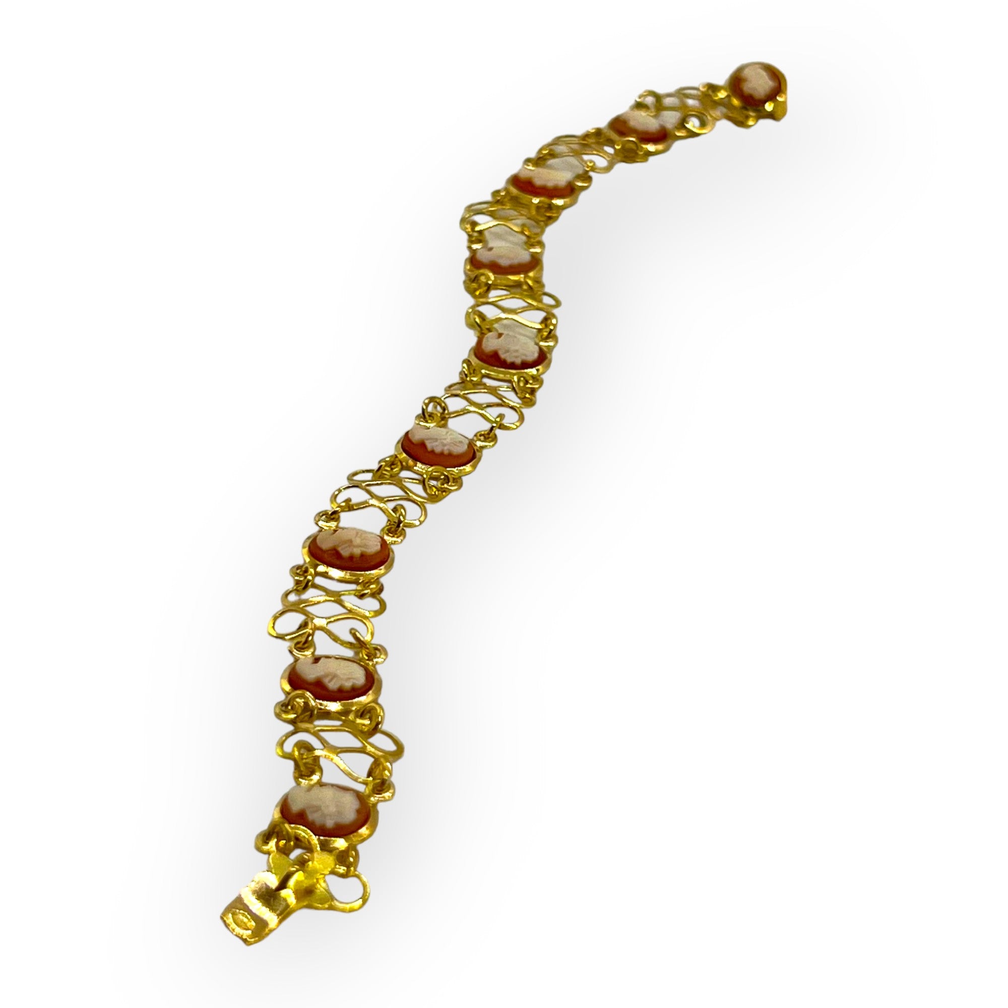 18K Gold Infinity Link Bracelet - Conch Shell Cameo – Cameo Classico